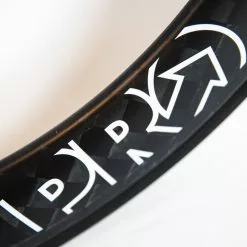 PRO TeXtreme 3-Spoke Tubular Front Wheel - Rim Brake -Pinarello Butik 8T1A0167