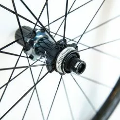 Shimano Dura-Ace C40 R9170 TL Clincher Wheelset - Disc Brake -Pinarello Butik 8T1A0943