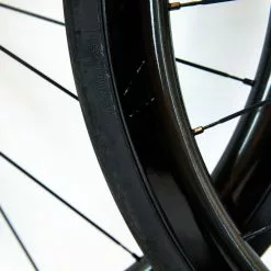 Shimano Dura-Ace C40 R9170 TL Clincher Wheelset - Disc Brake 22 Shimano Dura-Ace C40 R9170 TL Clincher Wheelset - Disc Brake -Pinarello Butik 8T1A0950