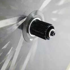 Lightweight Autobahn Tubular Rear Disc Wheel - Rim Brake 12 Lightweight Autobahn Tubular Rear Disc Wheel - Rim Brake -Pinarello Butik 8T1A9393