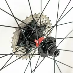 ENVE SES 5.6 AR Rear + SES 4.5 AR Front - Tubular - Wheelset - Carbon 11 ENVE SES 5.6 AR Rear + SES 4.5 AR Front - Tubular - Wheelset - Carbon -Pinarello Butik DSC03418 4c8d5ae6 c0fe 4e2b aacd d65af75c1836