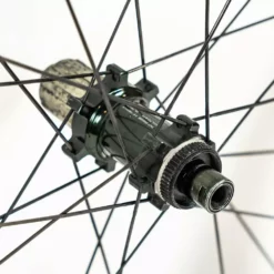 HUNT 45 Team Issue - Disc Wheelset - Tubular - Carbon #1 -Pinarello Butik DSC03425 a34a40f9 196c 400f 8955 9a4b37264ad9