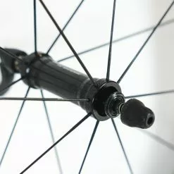 Hunt 82 Carbon Clincher/Tubeless - Aerodynamicist - Front Wheel -Pinarello Butik DSC08292