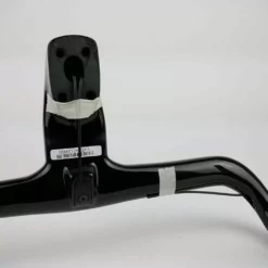 Factor One Carbon Handlebar - Integrated Stem - 42ccx120mm -Pinarello Butik P1180926