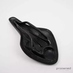 Fizik Arione VSX Carbon Saddle -Pinarello Butik P1540544